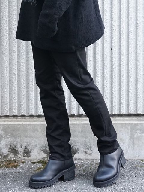 表情のあるTVAのカシミヤニットは秋冬シーズンにお勧め