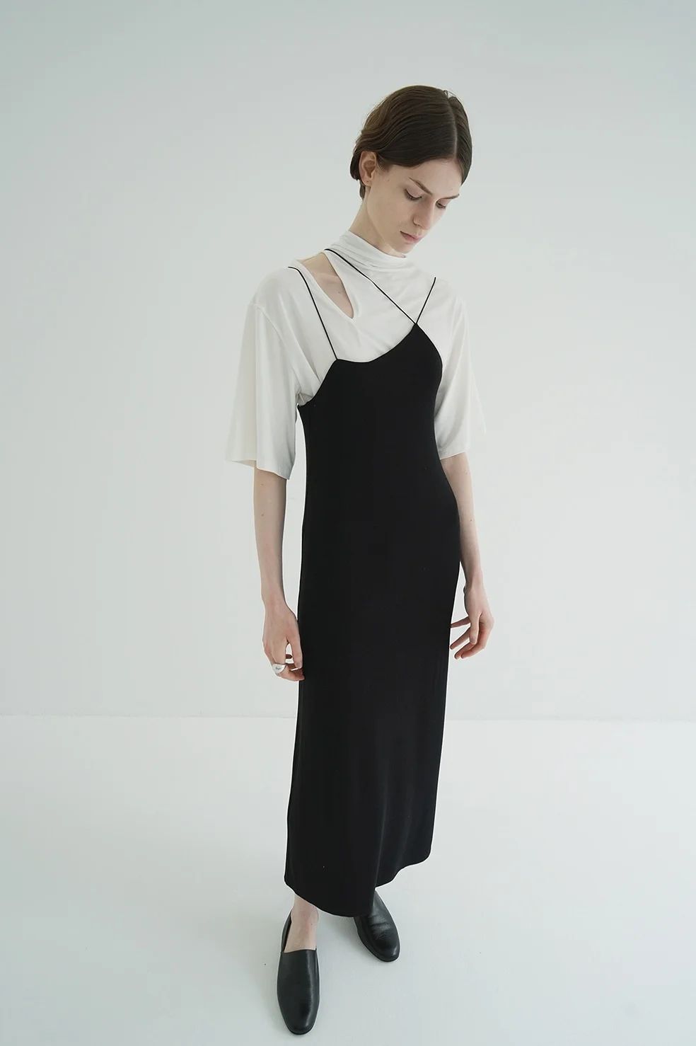 スラッシュネックハーフスリーブトップス - SLASH NECK HALF SLEEVE TOPS- WHITE