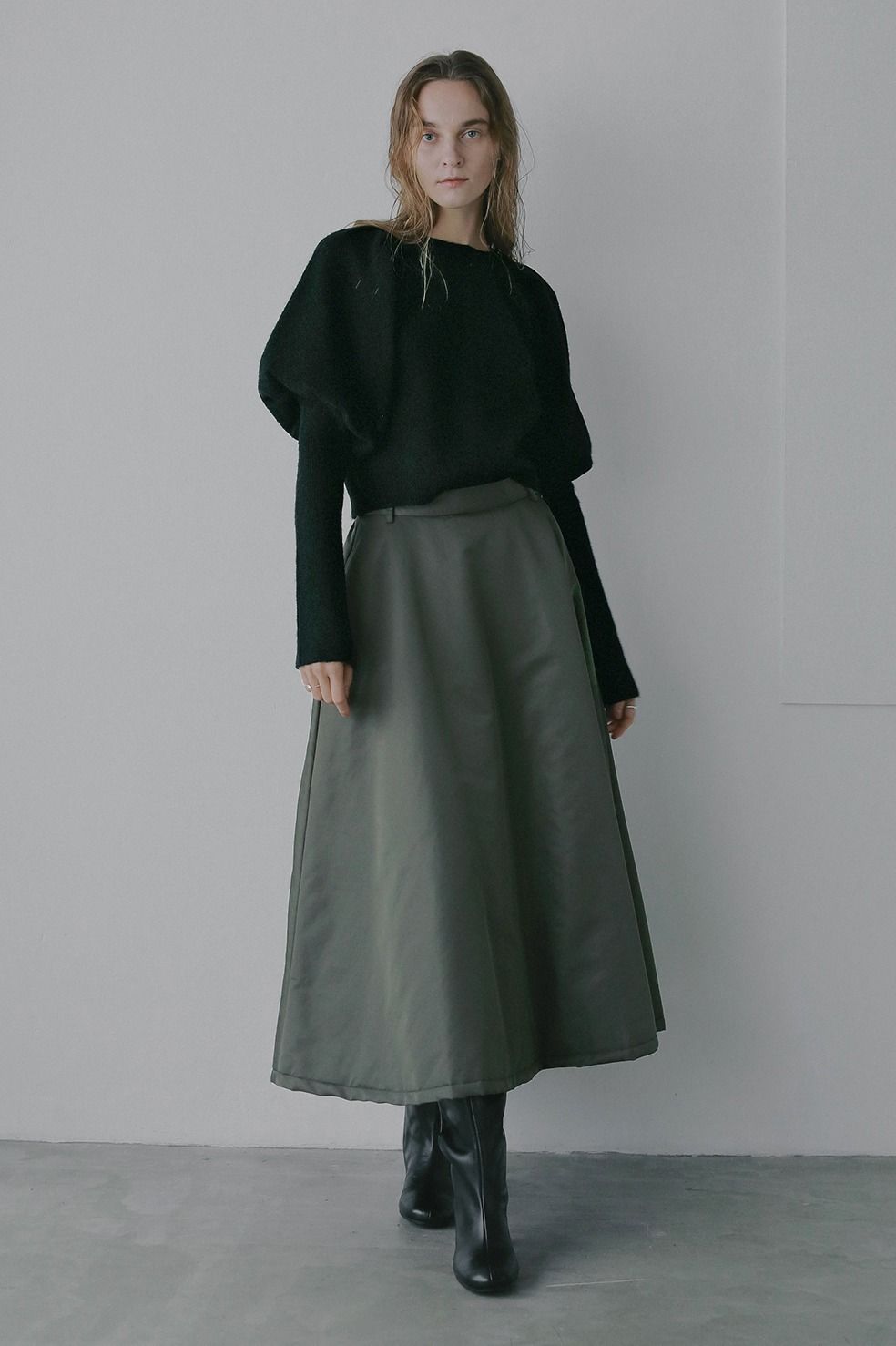 ニットプルオーバー - PUFFY SLEEVE KNIT (BLACK)