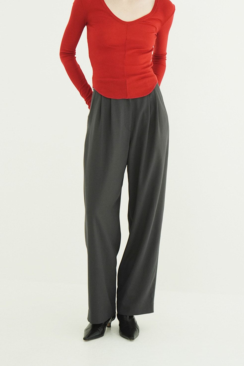 【26AW】ベーシックタックパンツ - BASIC TUCK PANTS (GREY)