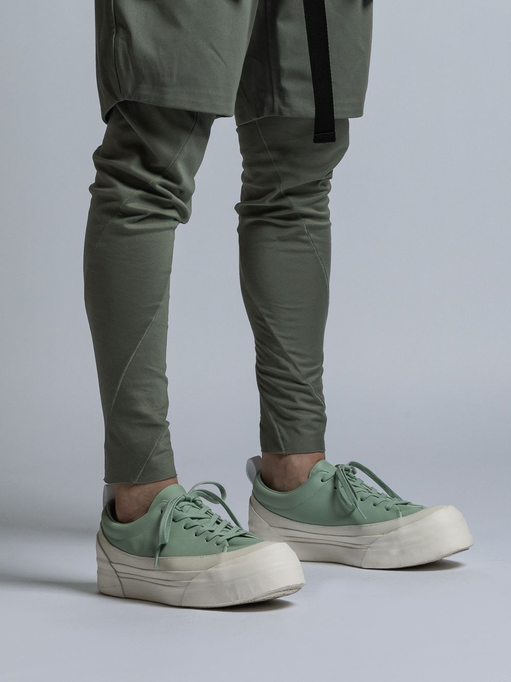 ローカットスニーカー  - CALADON × WHITE