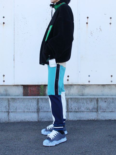 STYLE NO. 1045