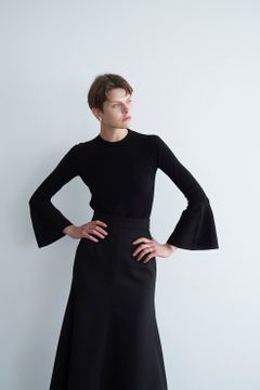 ベルスリーブトップス -  BELL SLEEVE KNIT TOPS - BLACK