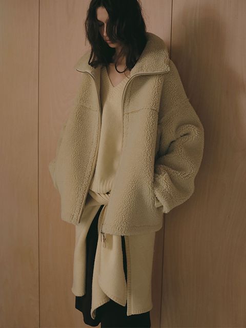 リバーシブルボアブルゾン  (BEIGE)