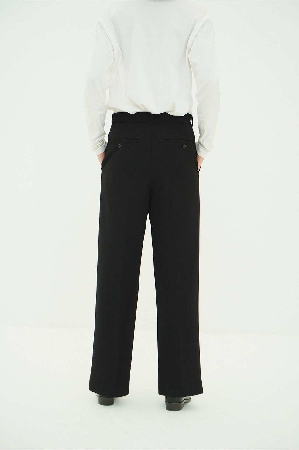 ツーウェイタックストレートパンツ - 2WAY TUCK STRAIGHT PANTS (BLACK)