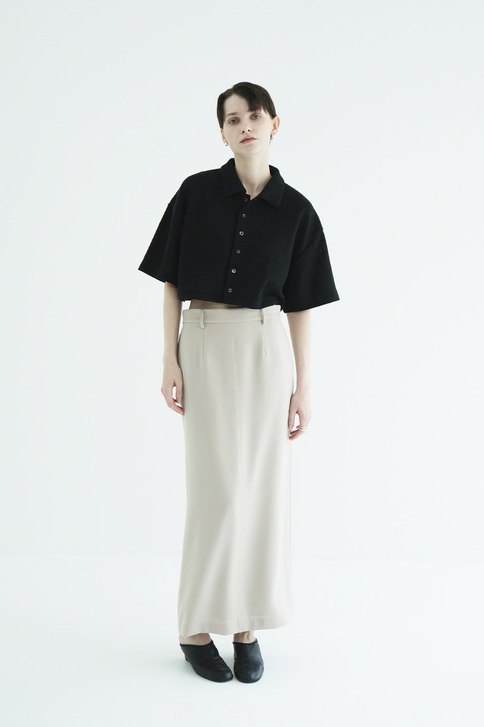 クロップドポロトップス - CRISP CROPPED POLO TOPS (BLACK)