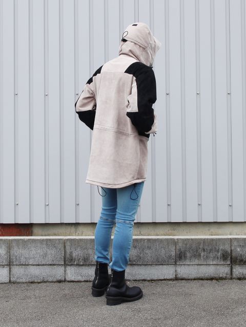ハイスペックかつデザインも◎ SEVEN BY SEVENがつくる大人のマウンテンパーカーコーデ