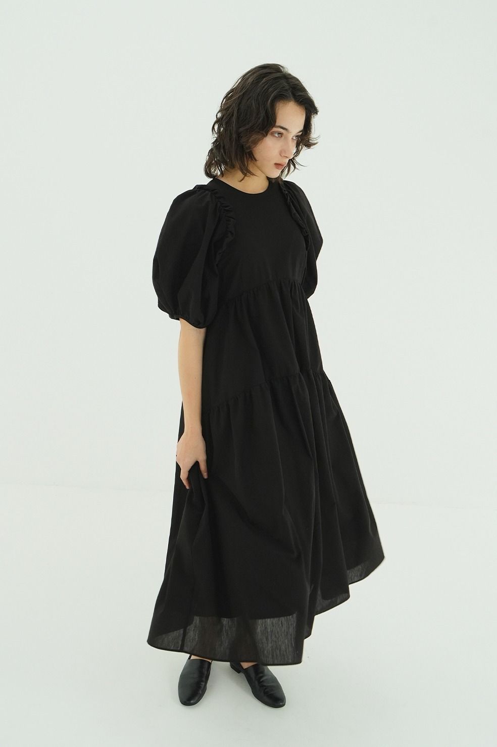 バルーンフリルワンピース -  BUBBLE FRILL ONEPIECE (BLACK)