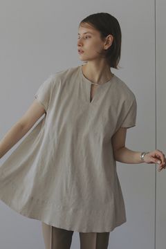 バック オープン トップス - BACK OPEN TOPS - BEIGE