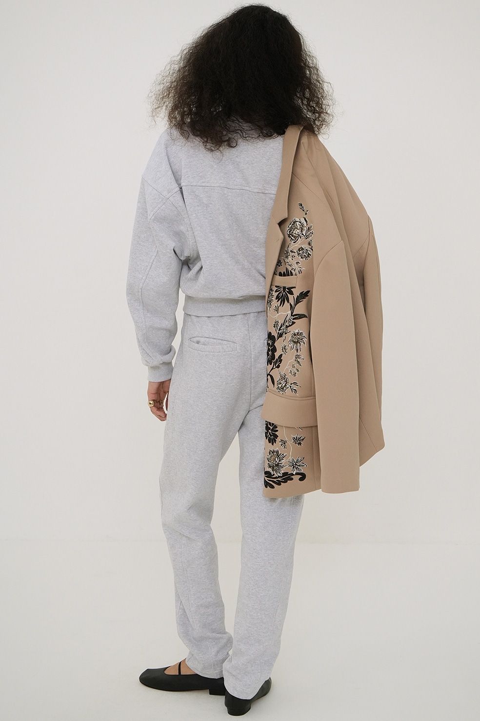 カーブラインスウェットパンツ - CURVE LINE SWEAT PANTS
