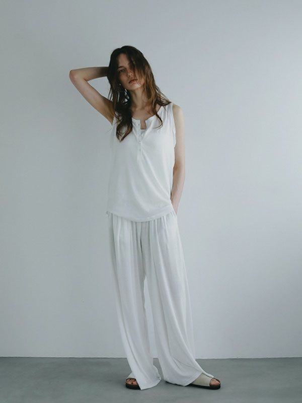ヘンリーネックエアリータンクトップ  WHITE