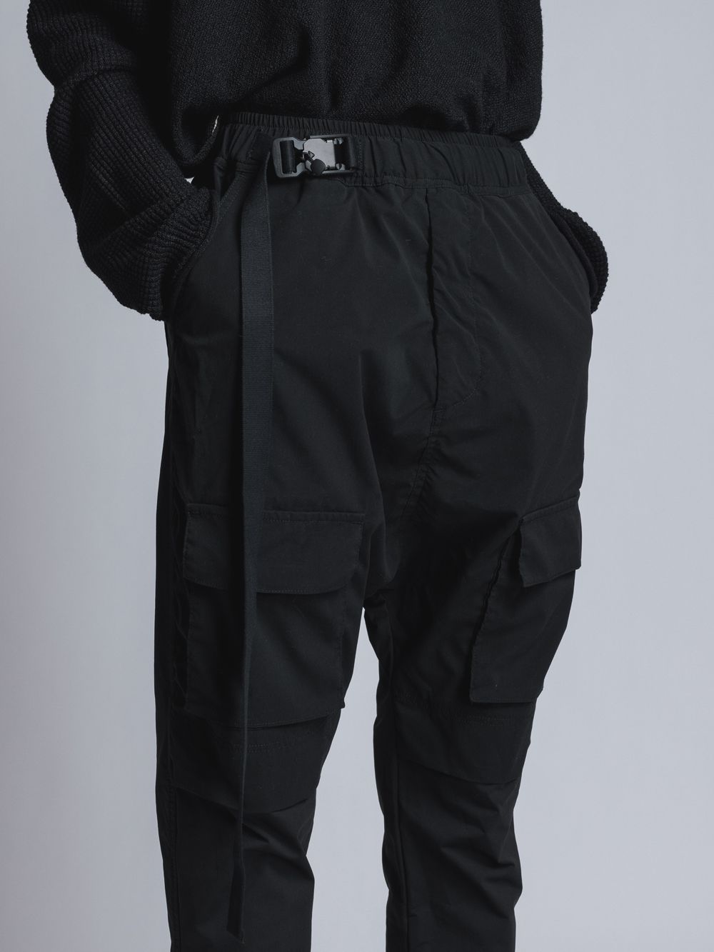ストレッチナローカーゴパンツ  A/BLACK