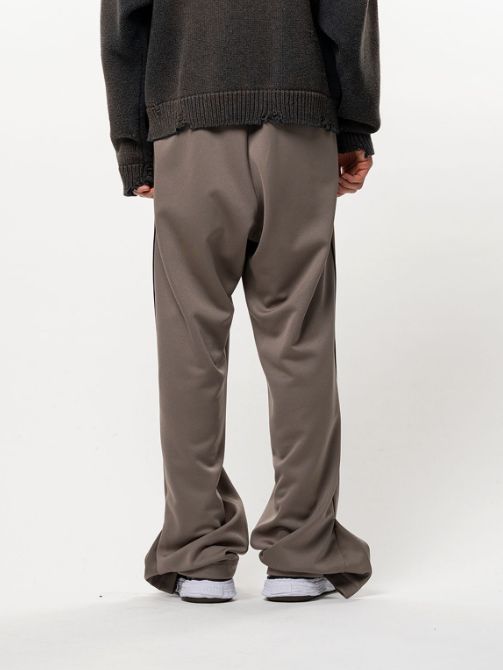 フォールデッド トラックパンツ - Folded Track Pants （BEIGE)