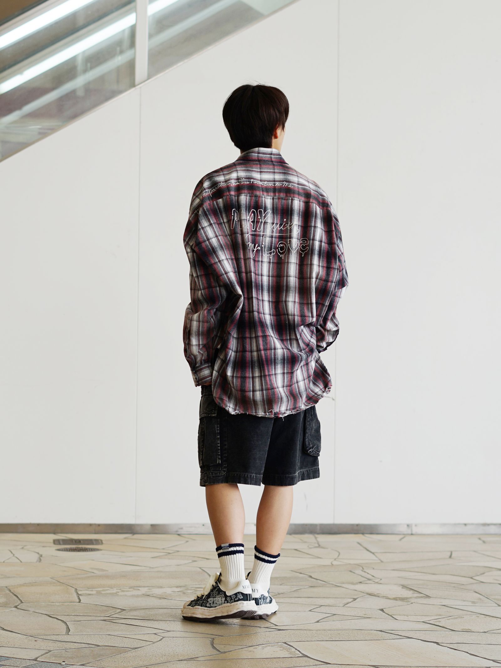 春夏に映えるミハラの街歩きショーツスタイル