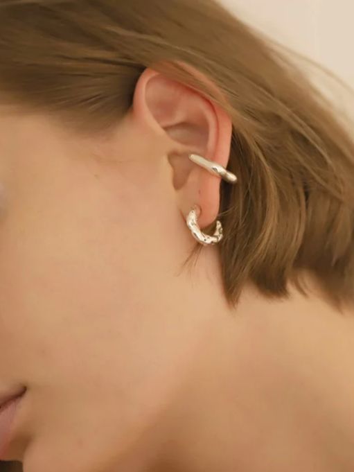 【両耳用】メルトピアス SV シルバー シンプル デザイン ユニセックス アクセサリー
