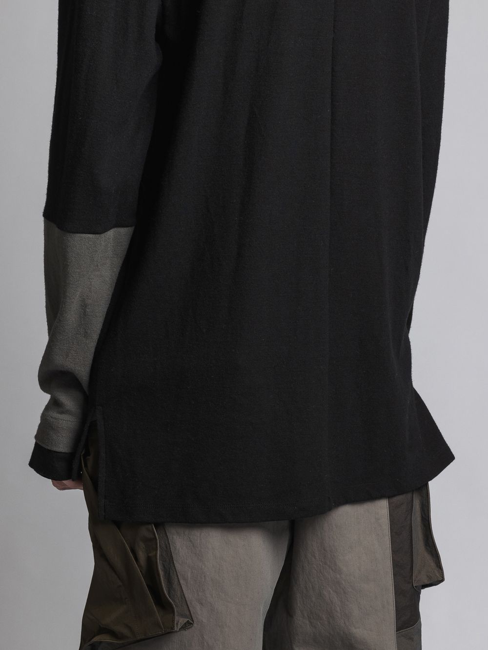 ウールスムースプルオーバー - Wool Smooth Pullover - BLACK