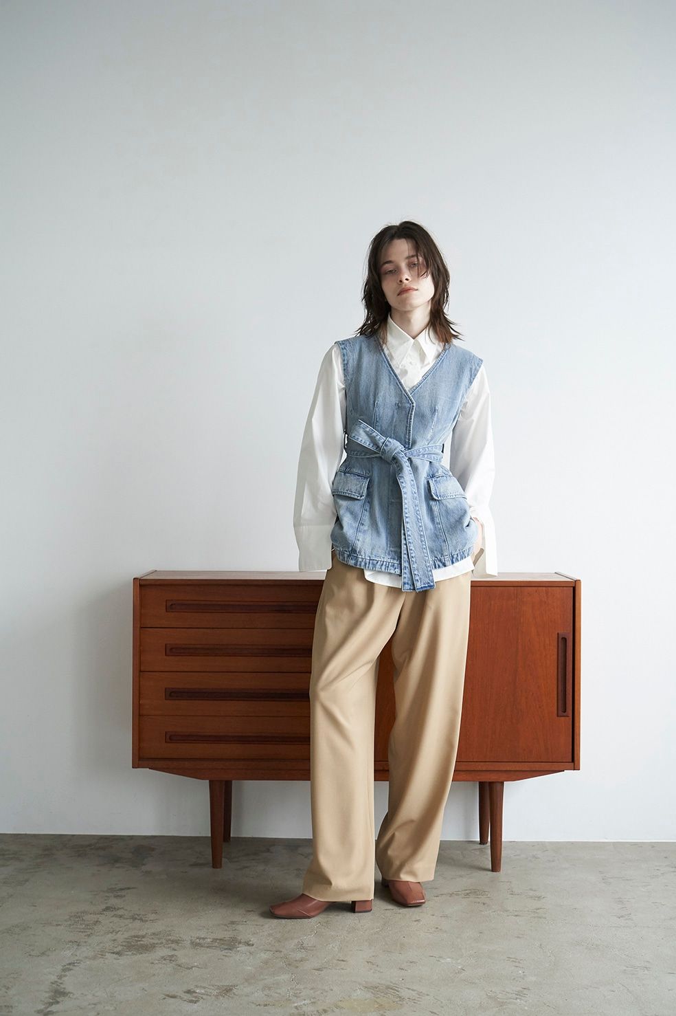 【22AW】 ベーシックタックパンツ -  BASIC TUCK PANTS - BEIGE