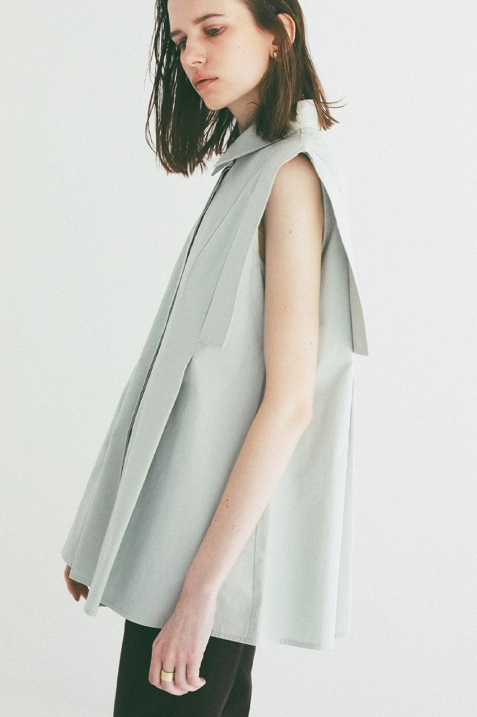 パネルプリーツ スクエアスリーブシャツ - PANELL PLEAT SQUARE SLEEVE SHIRTS (MINT)