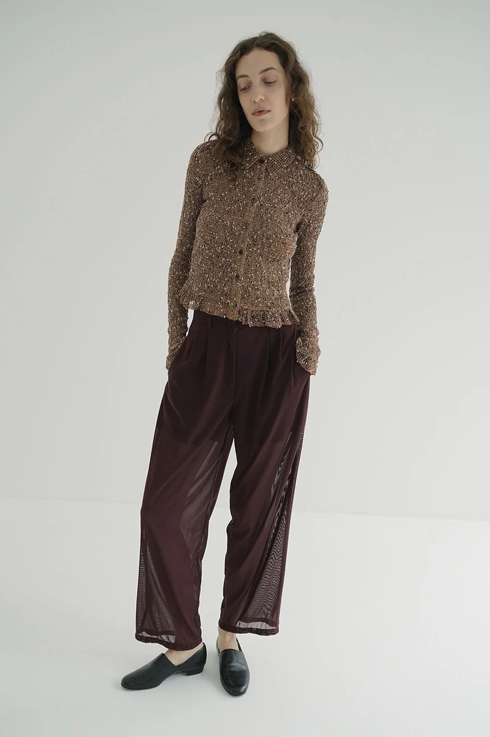 シアータックパンツ - SHEER TUCK PANTS BORDEAUX