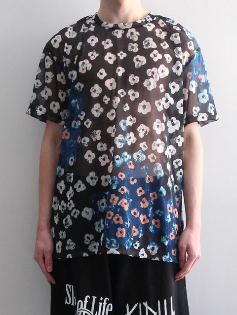 総柄プリントTシャツ  - SHORT SLEEVE POLY TEE - TEXTILE DESIGN BY MAYA SHIBASAKI