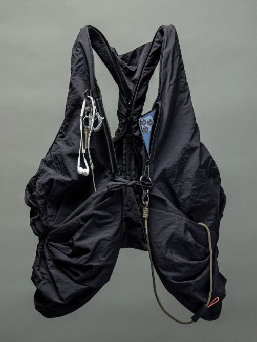 côte&ciel 注目のハイブリットトートバッグ"PO"は「持ち歩くものではなく、着る鞄」