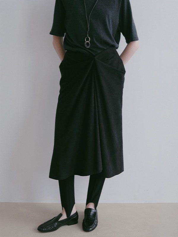 フロントデザインIラインスカート (BLACK)