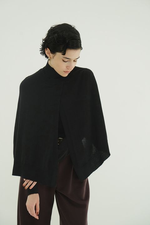 ケープ + ニットトップス - CAPE SET KNIT TOPS (BLACK)