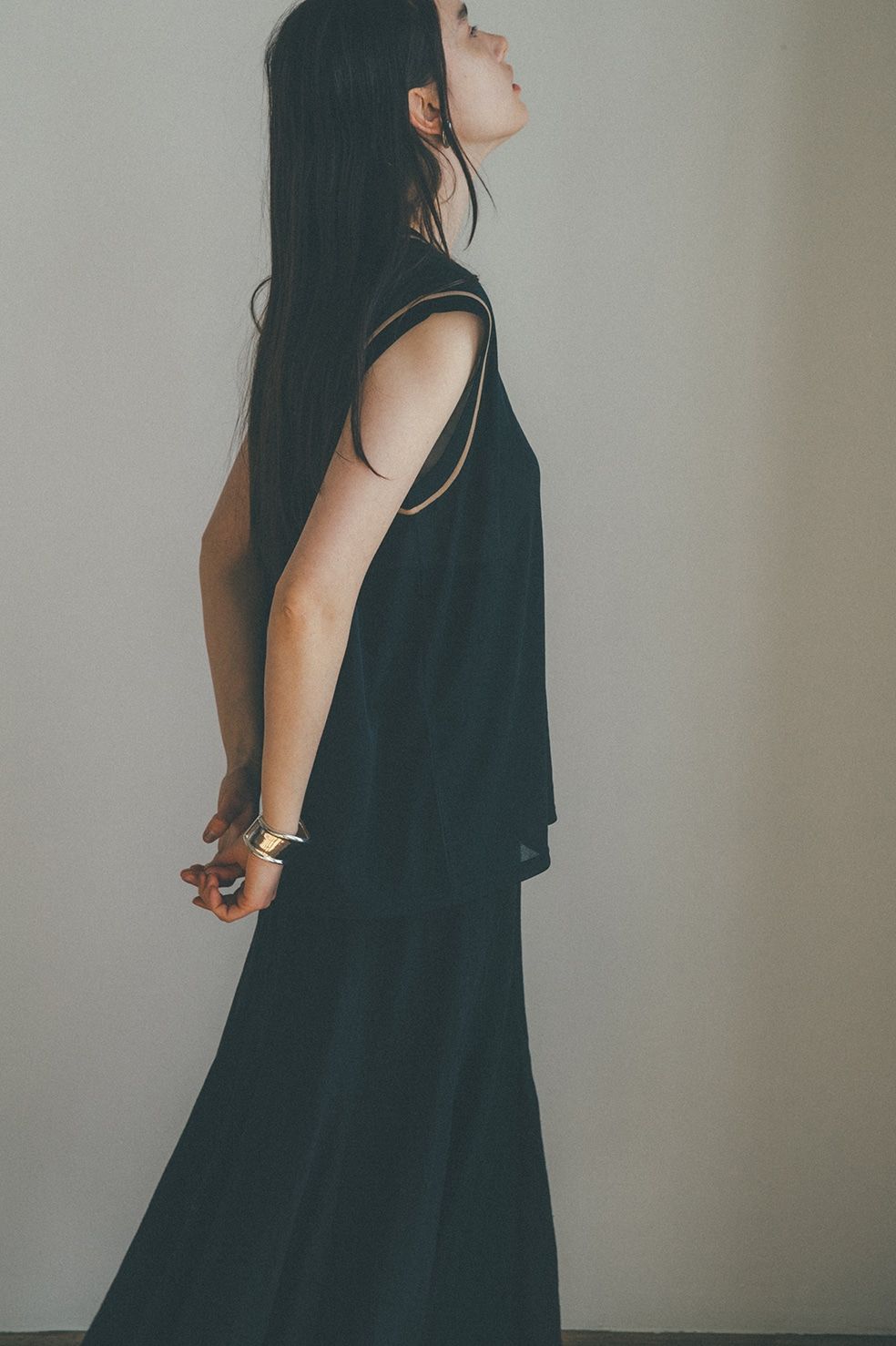 ノースリーブカットソー - LINE SHEER S/S - BLACK