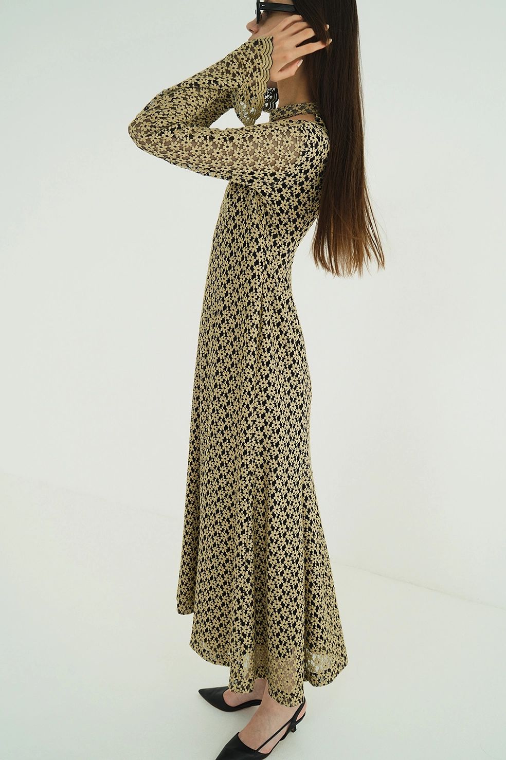 フラワーレースワンピース - 3D FLOWER LACE SLASH NECK ONEPIECE (MIX)