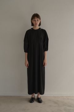 ボリューム スリーブ ワンピース - VOLUME SLEEVE ONE PIECE - BLACK