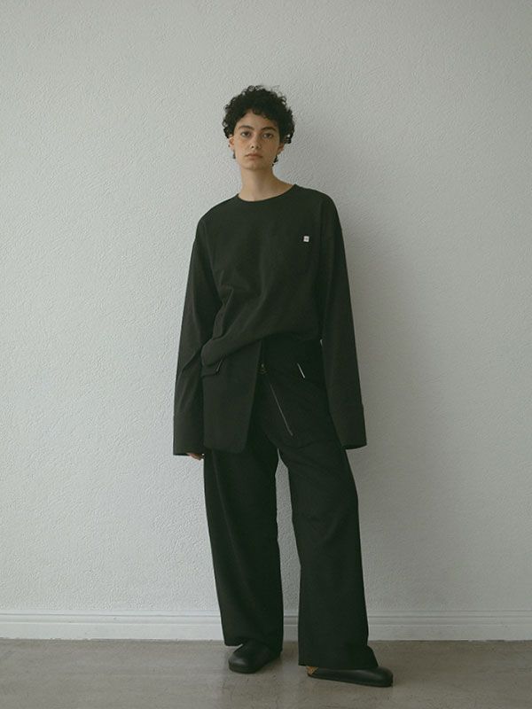 カフスデザインカットトップス - BLACK