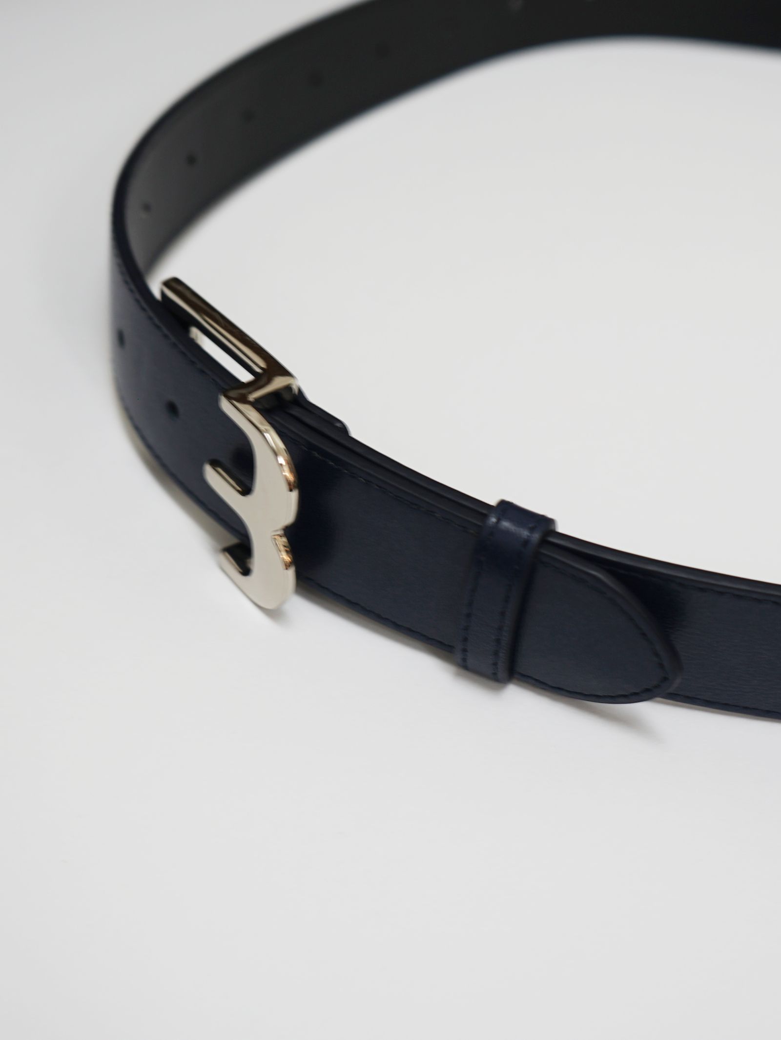”B”バックルベルト  -  NAVY× SILVER