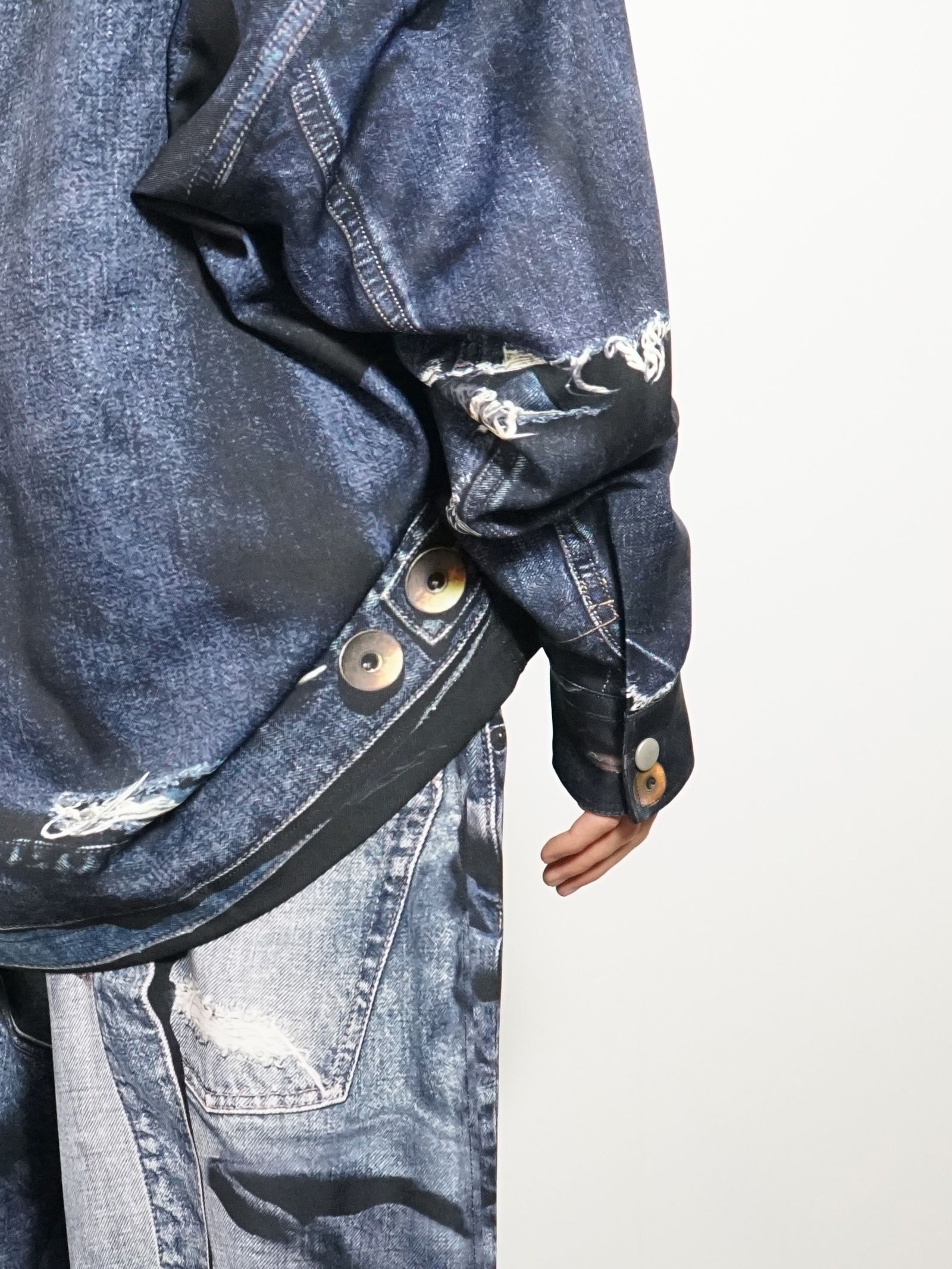 T.A.T.A コラボ転写デニム - TROMPE-L'OEIL DENIM JACKET