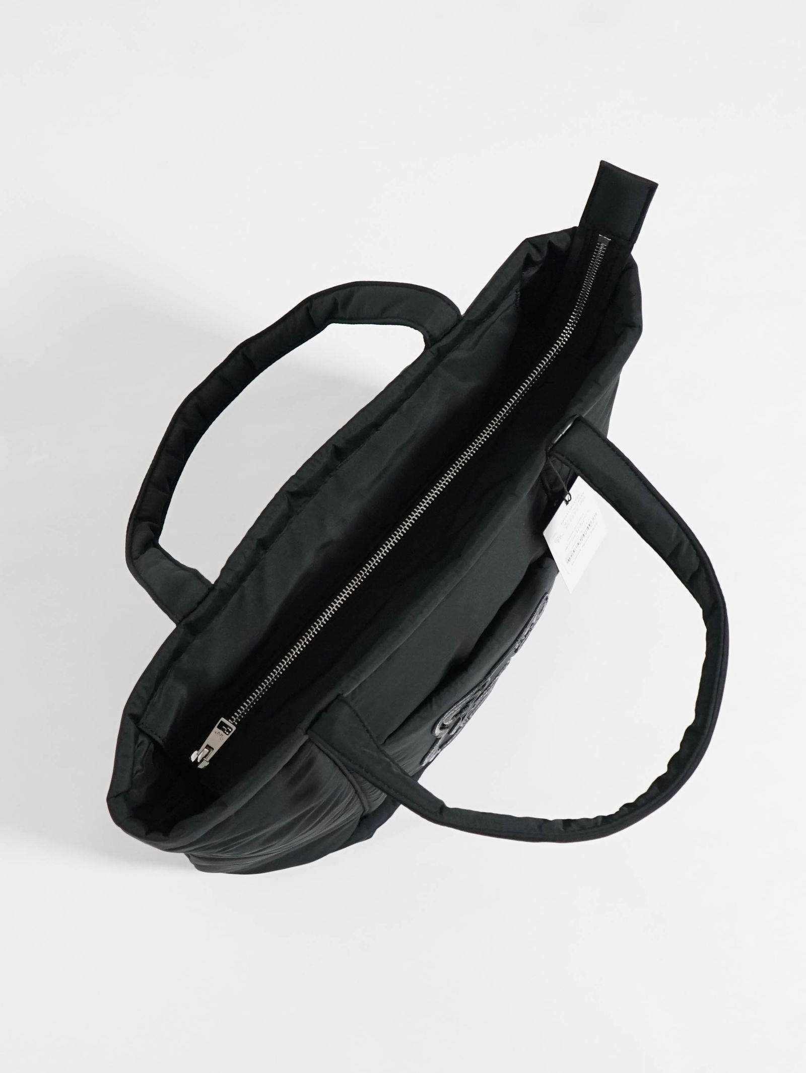 パファーナイロン トートバッグ - FOX HEAD PUFFER MEDIUM TOTE 【ユニセックス】