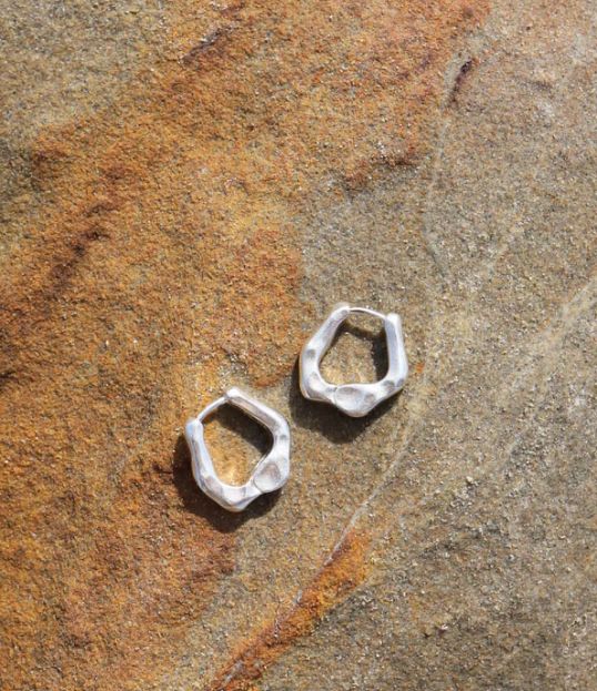【両耳用】シマーピアス SV シルバー シンプル デザイン ユニセックス アクセサリー
