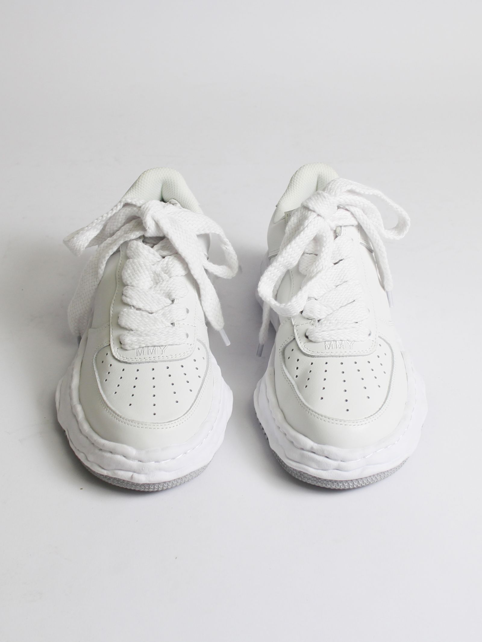 【4・5月入荷】"WAYNE" OG Sole Leather Low-top Sneaker  A07FW702 - WHITE