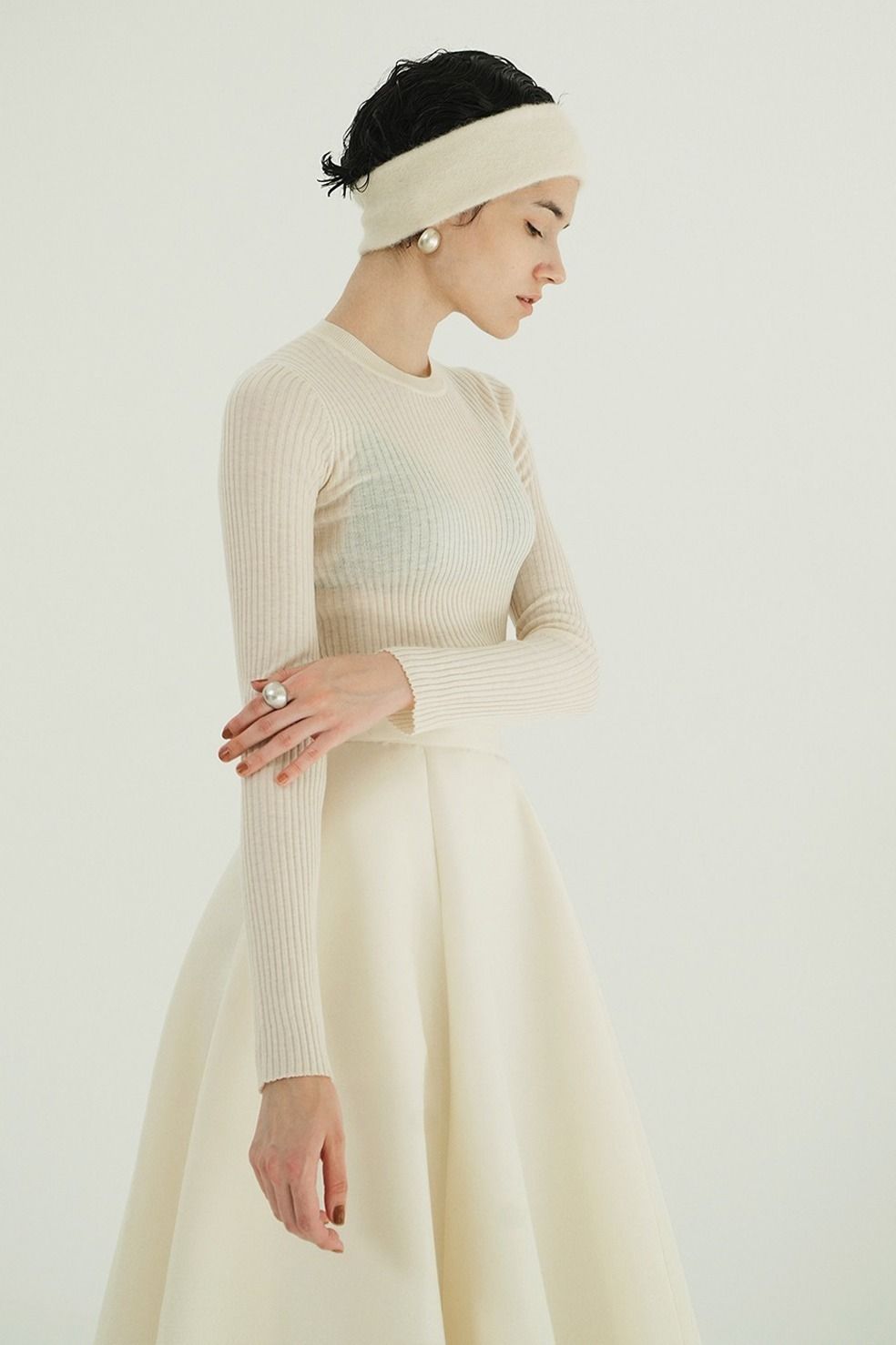 シアーリブニットカットソー | SHEER RIB KNIT TOPS （IVORY)