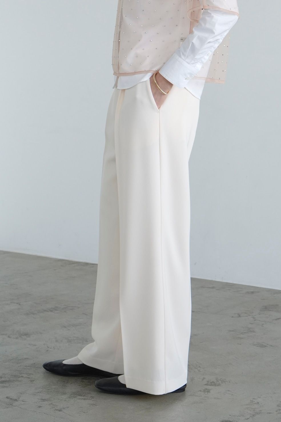 タックストレートパンツ -  2WAY TUCK STRAIGHT PANTS - IVORY