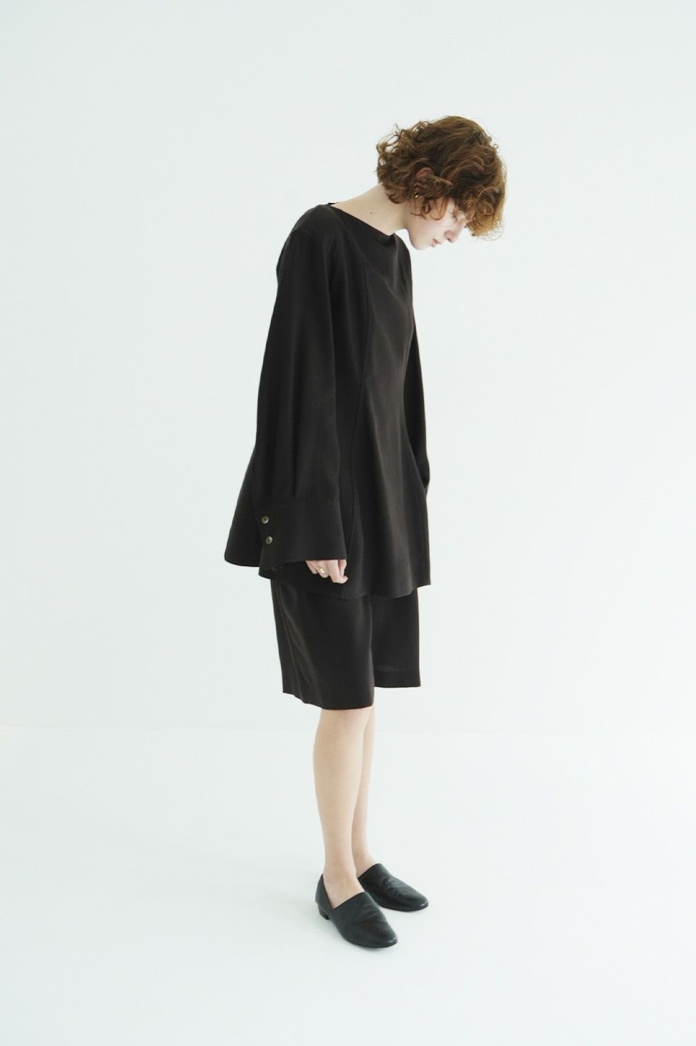テンセルミニフレアワンピース - TENCEL MINI FLARE ONEPIECE (BROWN)