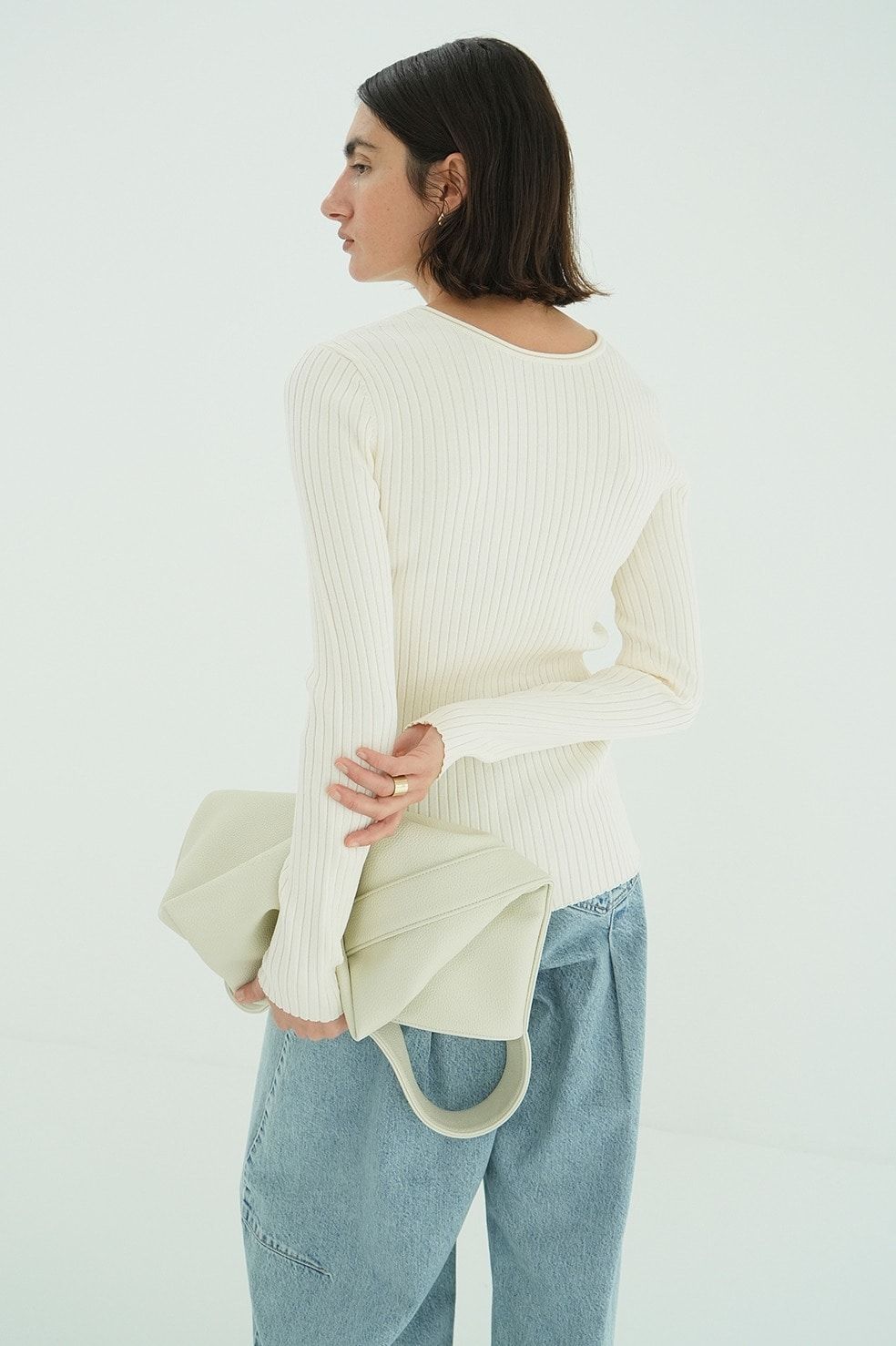 ダブルフェイスニットトップス - W FACE GOLD BUTTON KNIT TOPS (IVORY)