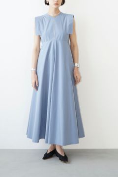 スクエアー スリーブ ワンピース - SQUARE SLEEVE ONE PIECE - BLUE