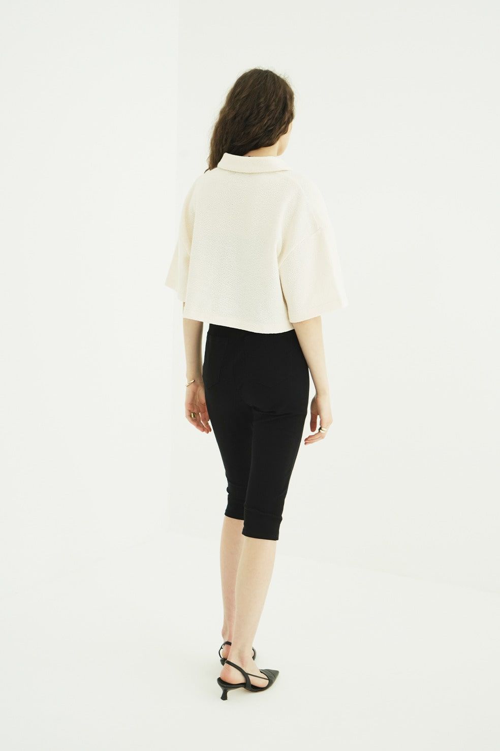 クロップドポロトップス - CRISP CROPPED POLO TOPS (IVORY)