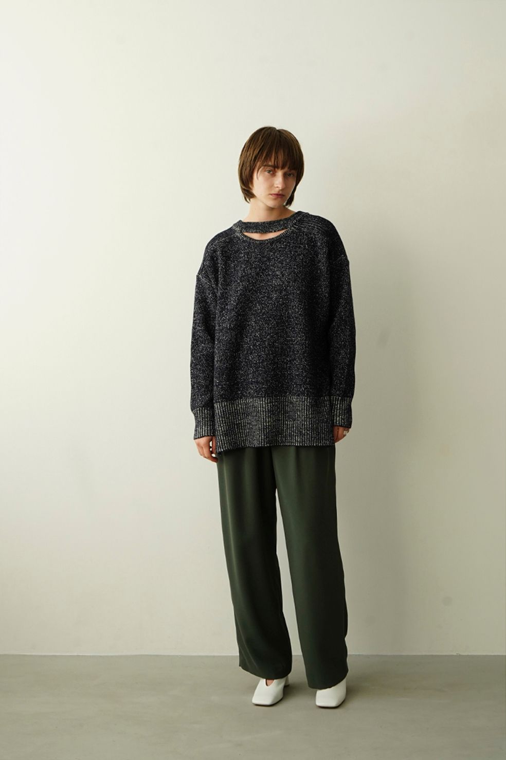 CLANE - W FACE CUT NECK WIDE KNIT TOPS NAVY