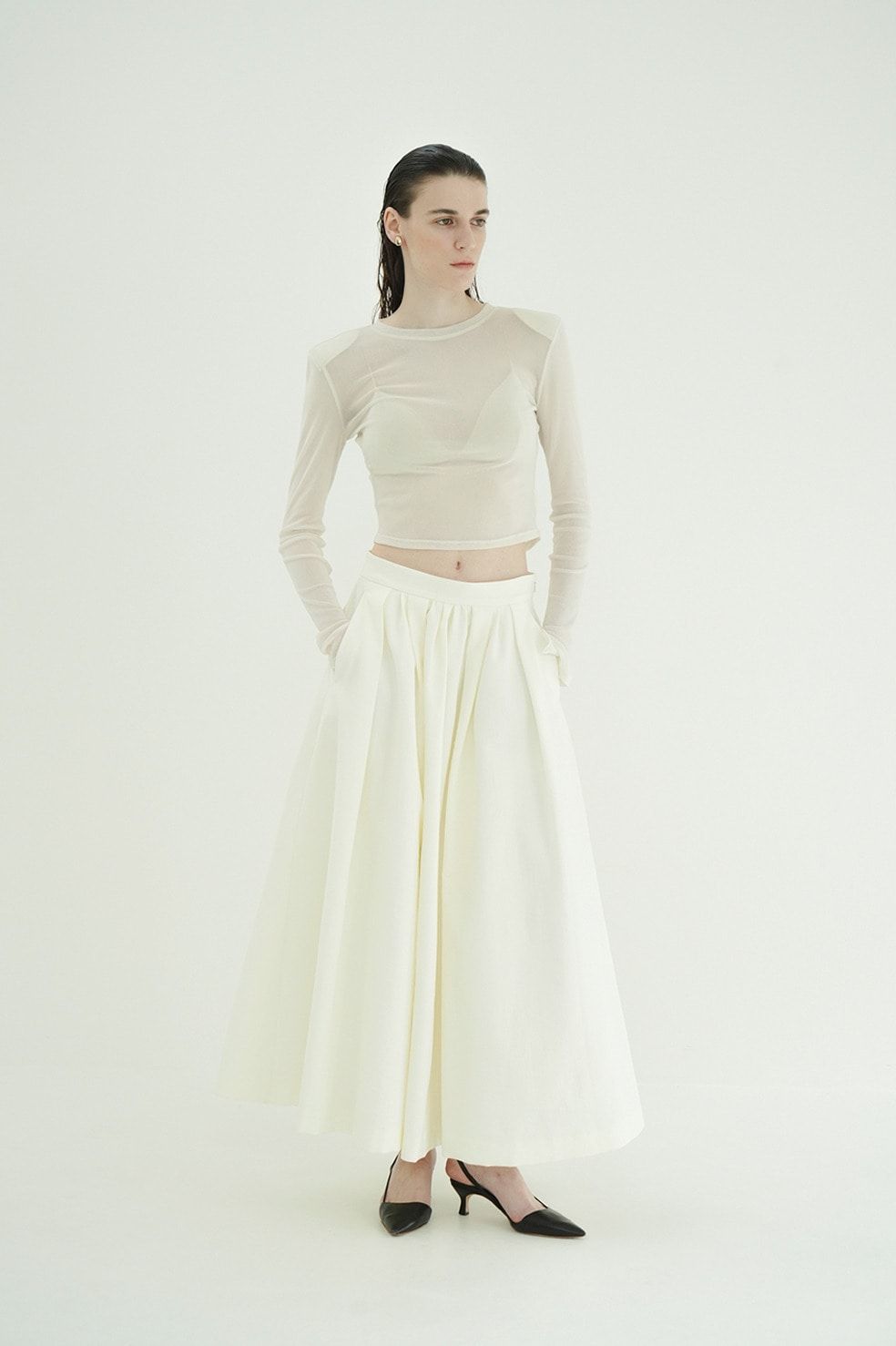 チュールフロッキーコンパクト トップス - FLOCKY FORM TIGHT TOPS (WHITE)
