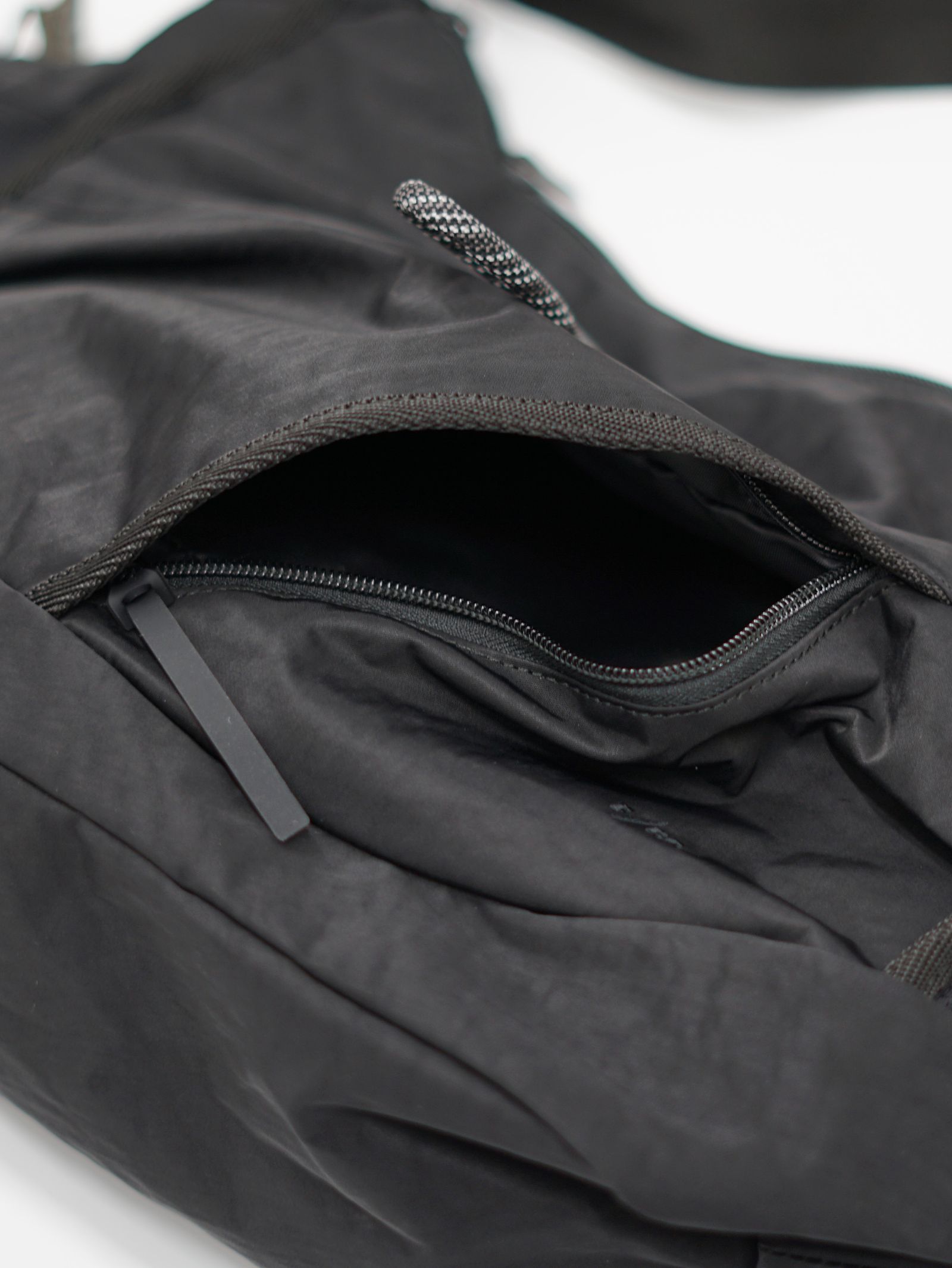 TEXTURED TWILL 2 WAY SHOULDER TOTE / エフシーイー テクスチャード ツイル 2ウェイ ショルダー トート（BLACK）
