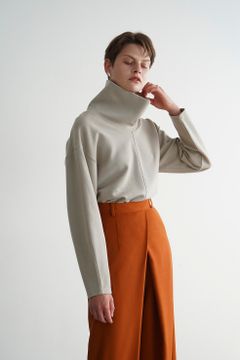 スタンド ネック ワイド トップス - STAND NECK WIDE TOPS BEIGE