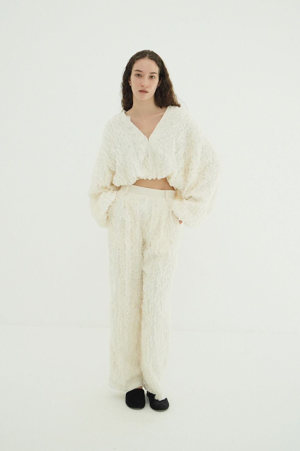 フリルボレロ - TOPSTITCHED FRILL BOLERO (IVORY)