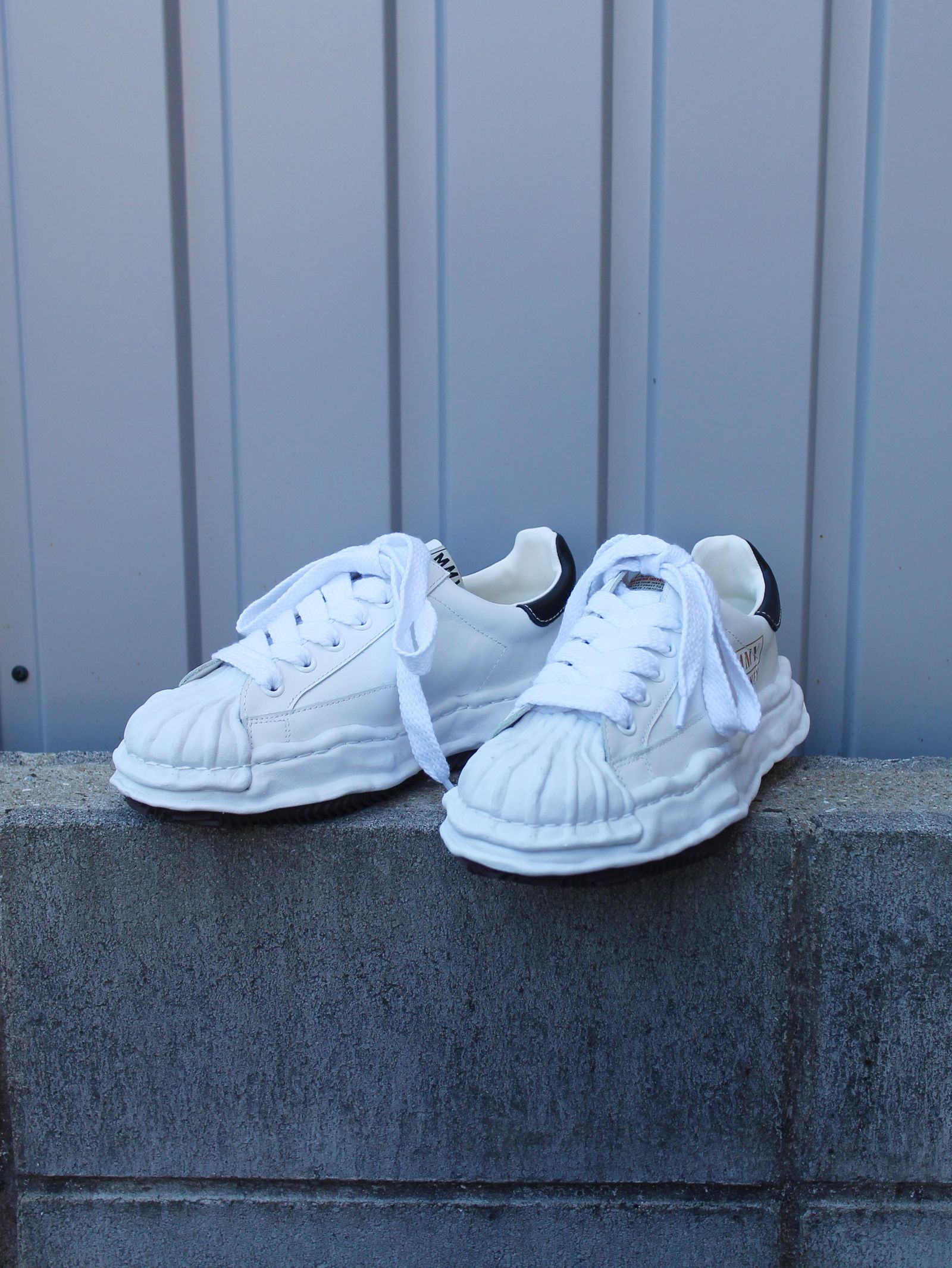 ミンティア　562a 4kg、5m21 700g Reebok TIGER ZIG KINETICA 2.5 