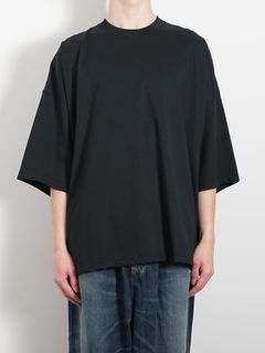 雰囲気の良いグレンチェックのセットアップスタイル
