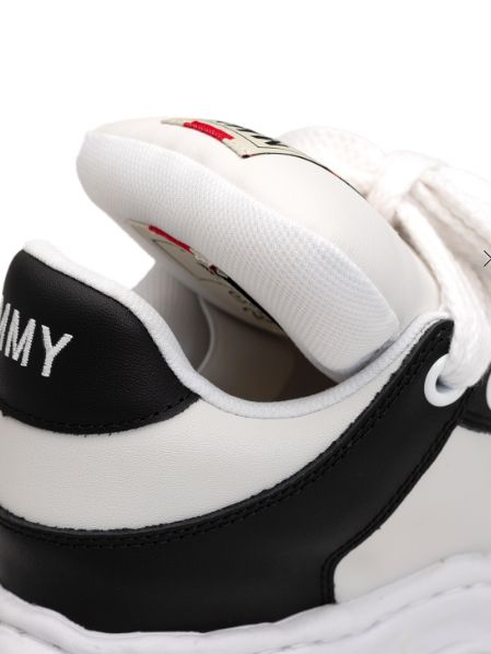 "ウェインパッファー"オリジナルソールレザーローカットスニーカー - ブラック - "WAYNE PUFFER" OG Sole Leather Low-top Sneaker